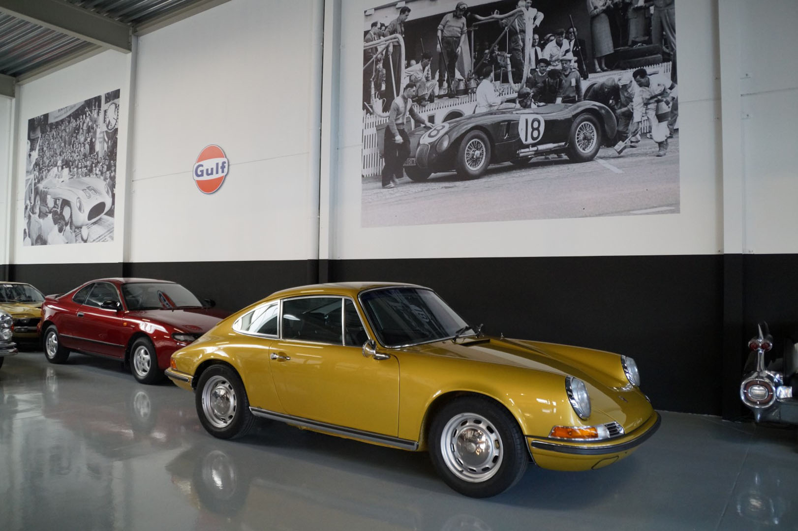 Koop een Porsche 911T   bij Legendary Classics 