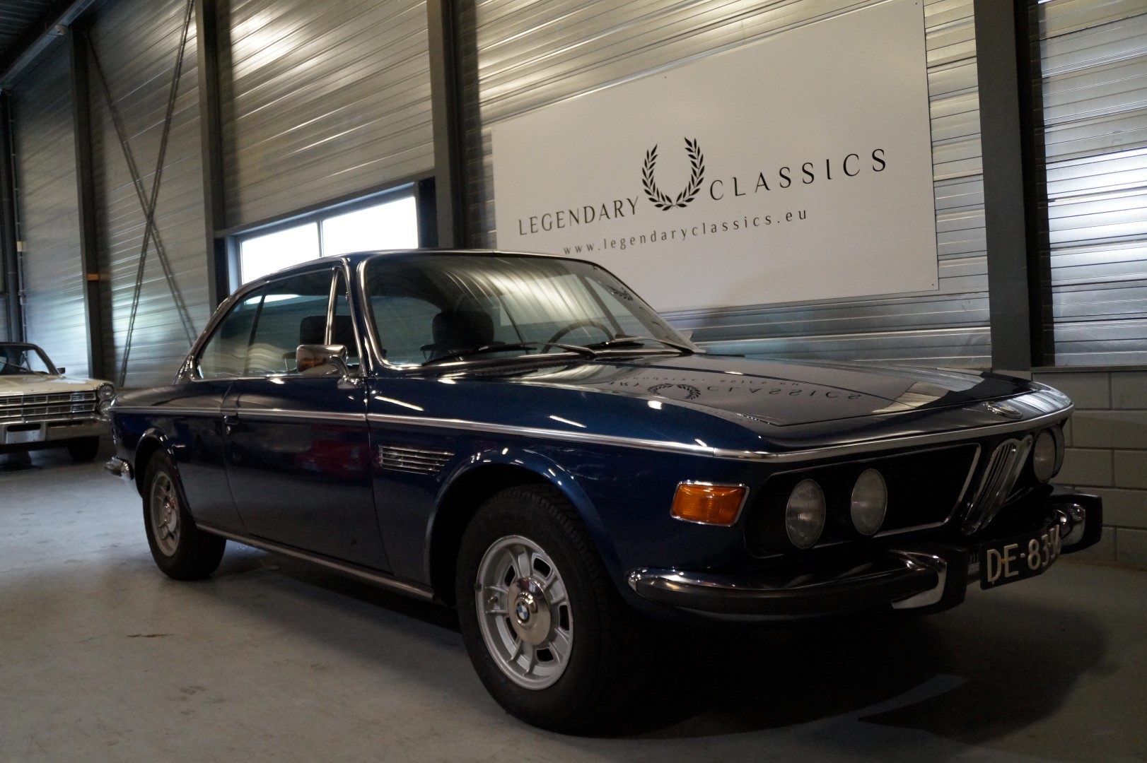 Koop een BMW  2800 CS   bij Legendary Classics 