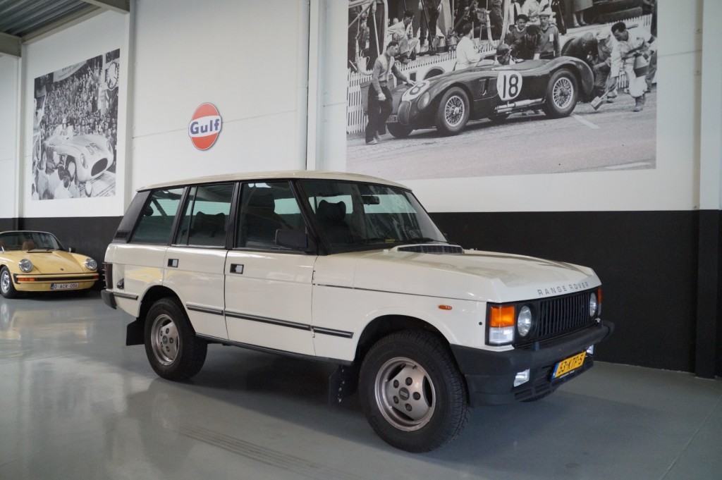 Buy this LAND ROVER RANGE ROVER 1985  at Legendary Classics