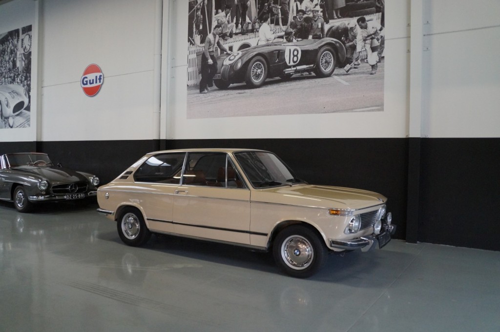 BMW 2002 1971 kaufen bei Legendary Classics 